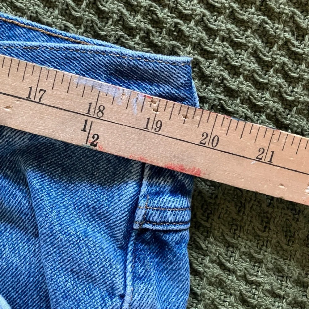 LL Bean Mens Natural Fit Jeans - Picture 2 of 10